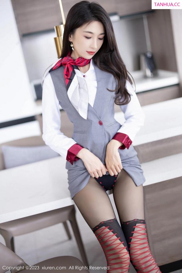 林乐一  [XiuRen]高清写真图 2023.06.25 No.6967 林乐一 黑丝美腿第17张图片